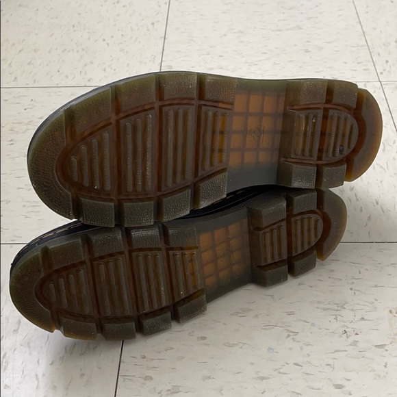Doc Martens - Picture 6 of 7